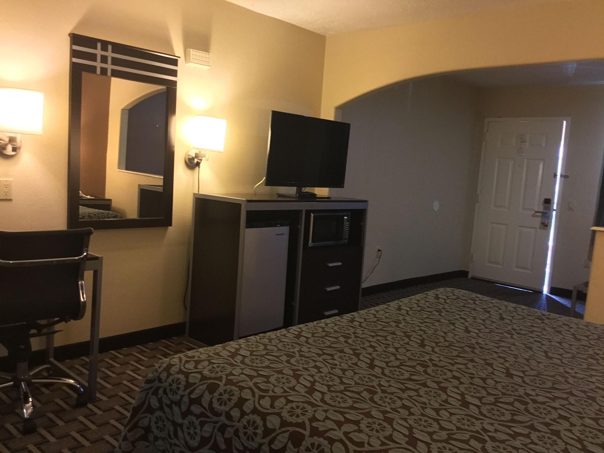 Days Inn & Suites By Wyndham Houston North - Spring Buitenkant foto