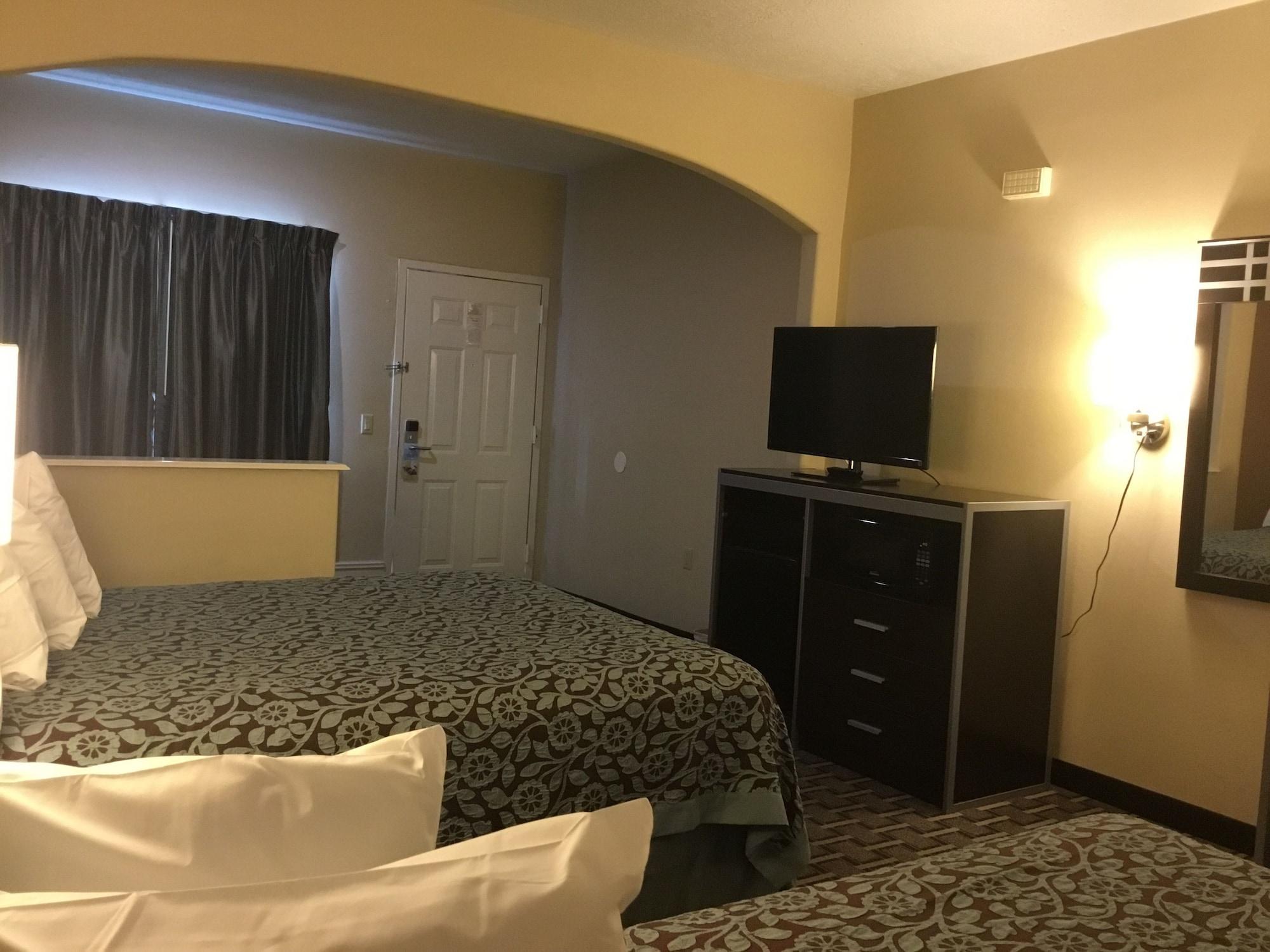 Days Inn & Suites By Wyndham Houston North - Spring Buitenkant foto