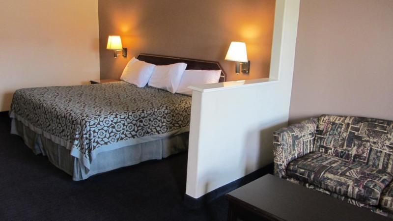 Days Inn & Suites By Wyndham Houston North - Spring Buitenkant foto
